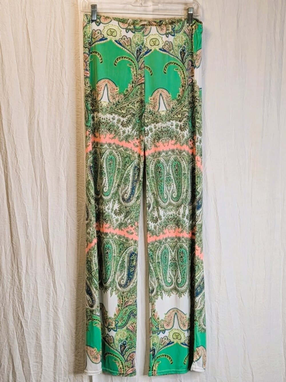 Be Fun Italian Spirit Breezy Flowy Sleek Bold Green Wide Leg Paisley Pants